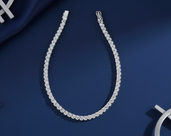 Tennis Bracelet featuring Prong-Set Round Diamonds